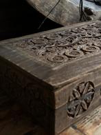 Houten  uitgestoken doosje India sober sleets oosters, Ophalen of Verzenden