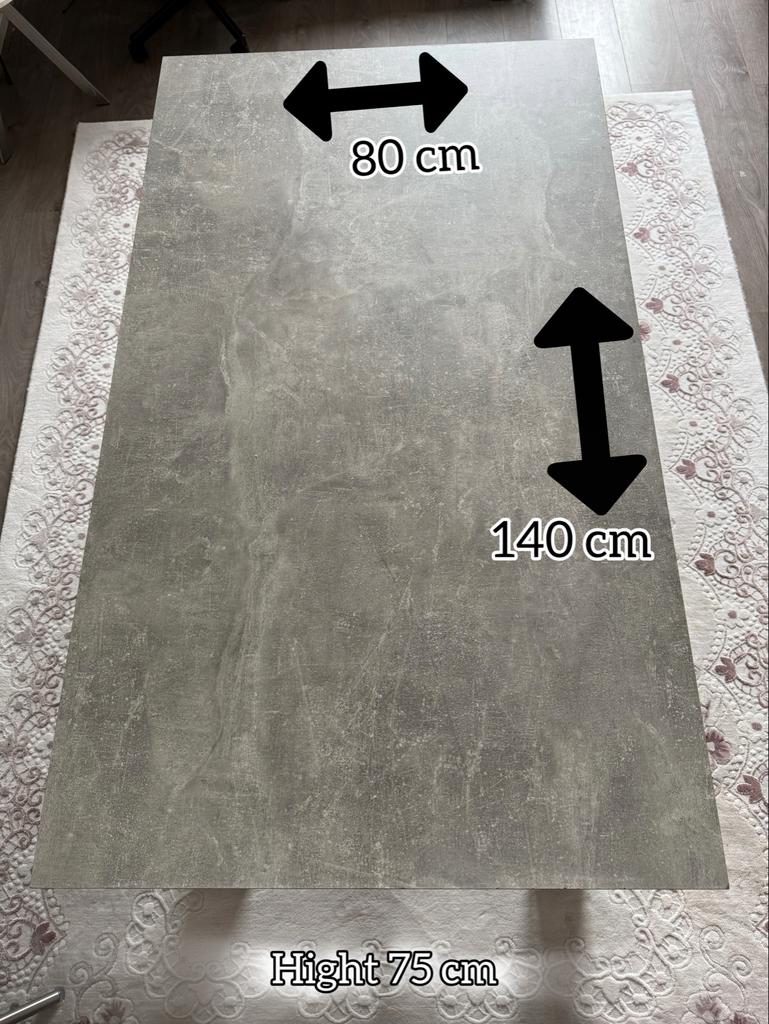 Eettafel met 4 stoelen - Grijs, 140x80 cm, Huis en Inrichting, Tafels | Eettafels, Ophalen, Overige materialen, Gebruikt, 100 tot 150 cm