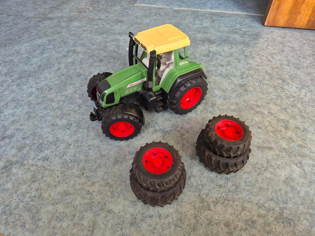 Fendt trekker met extra wielen, Ophalen of Verzenden, Tractor of Landbouw, Overige merken