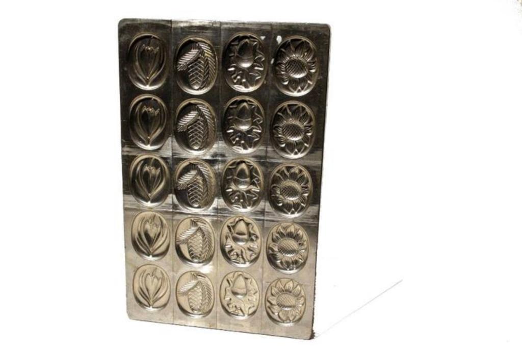 Chocolademal vormenfabriek Tilburg - 20 Chocolaatjes - 1963, Antiek en Kunst, Ophalen of Verzenden