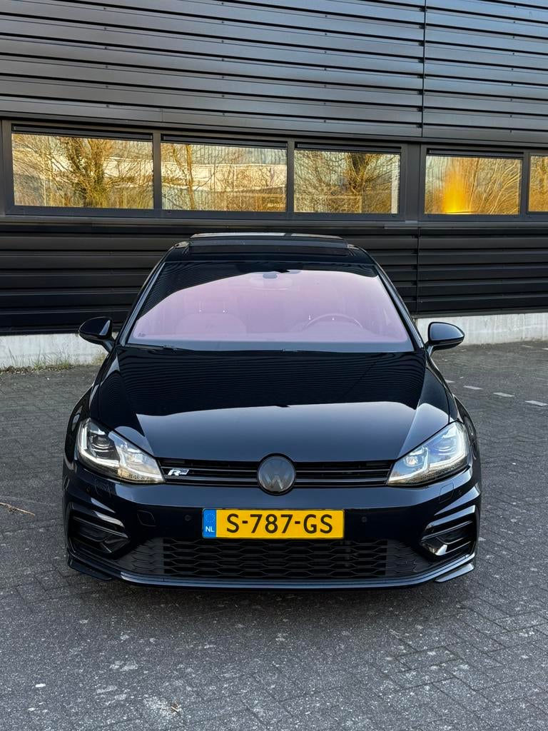 Volkswagen Golf 1.5 TSI 150pk 5D 2017 Panoramadak, Auto's, Voorwielaandrijving, 1498 cc, 4 cilinders, Alcantara