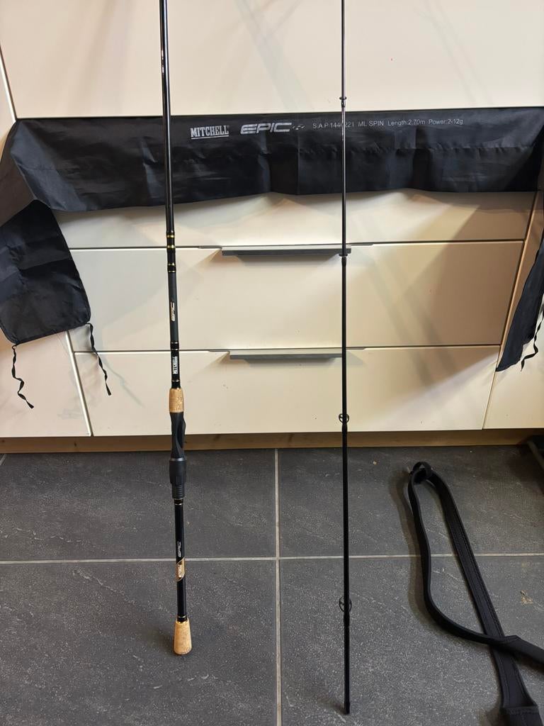 Mitchell Epic 270cm 2-12 gr, Watersport en Boten, Hengelsport | Roofvissen, Ophalen of Verzenden, Zo goed als nieuw, Werphengel