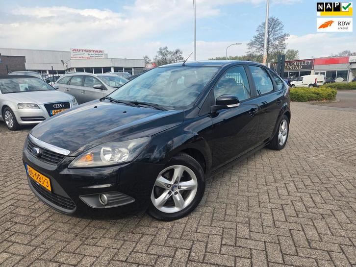 Ford Focus 1.6 Ghia/CRUIS CONTROL/PARKSENSOR, Auto's, Ford, Bedrijf, Te koop, Focus, ABS, Airbags, Airconditioning, Boordcomputer