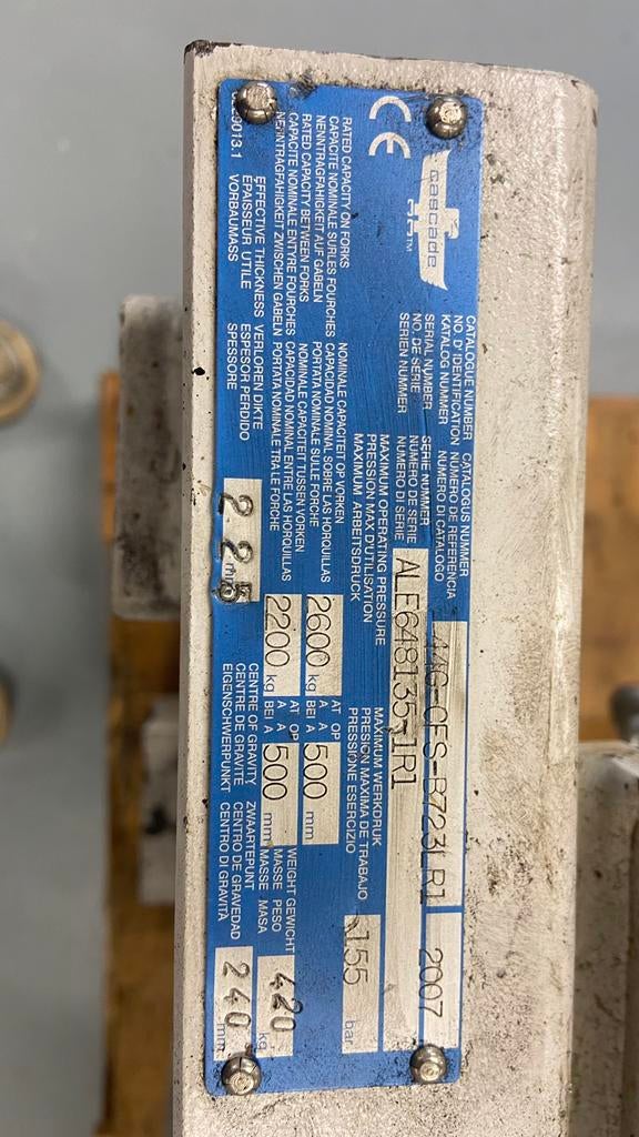 Vorkenversteller heftruck cascade, Ophalen