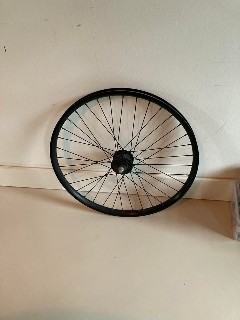 VanMoof voorwiel 24 inch Smart X, met dynamo, Fietsen en Brommers, Ophalen of Verzenden, Gebruikt, Wiel