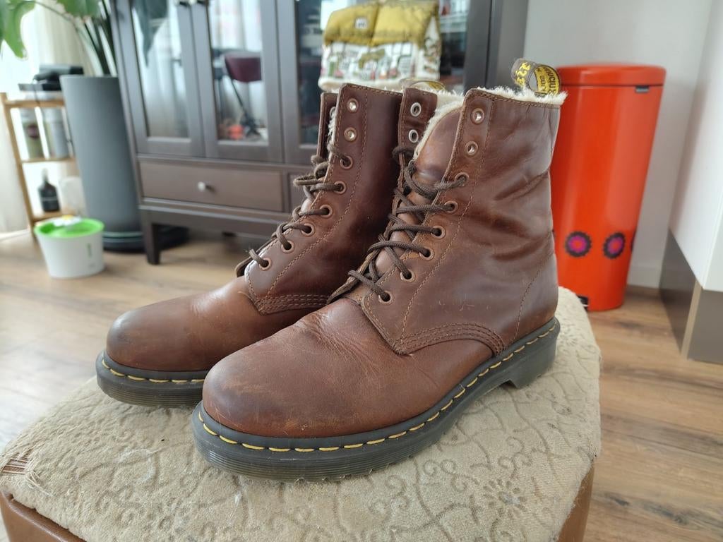 Dr. Martens gevoerde bruine leren laarzen maat 42, Bruin, Lage of Enkellaarzen, Ophalen of Verzenden, Dr. Martens
