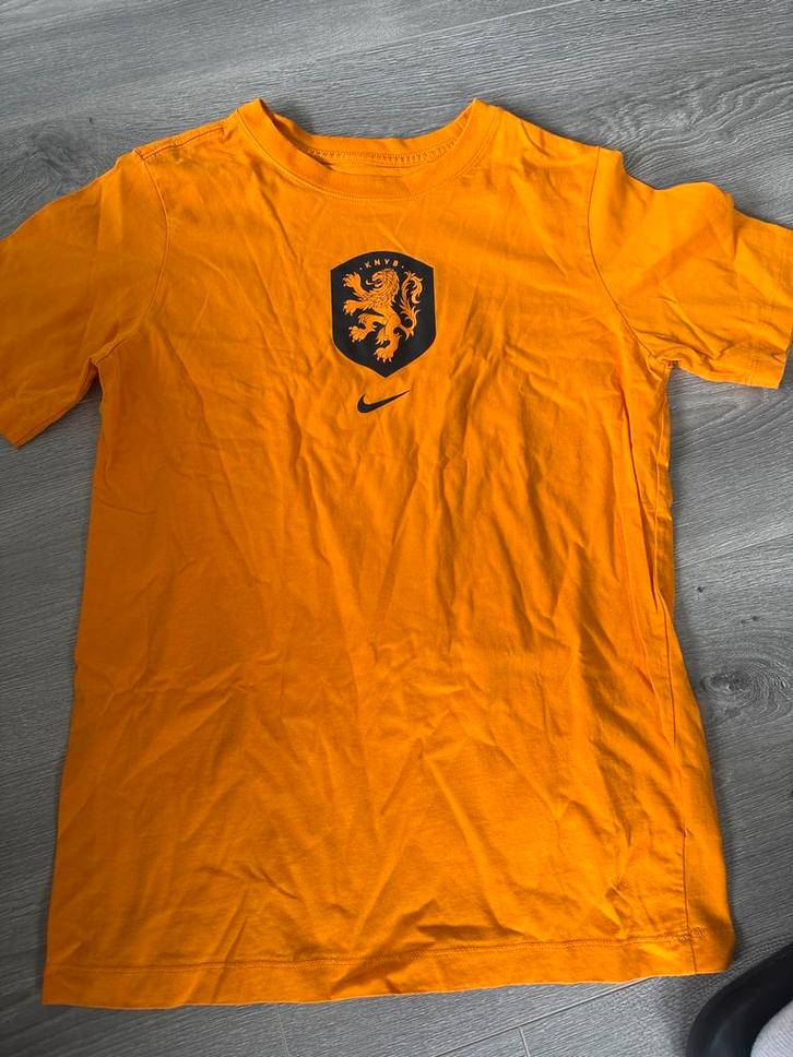 Mooi oranje Nike KNVB T-shirt - Goede kwaliteit, Kleding | Heren, T-shirts, Zo goed als nieuw, Overige maten, Oranje, Ophalen