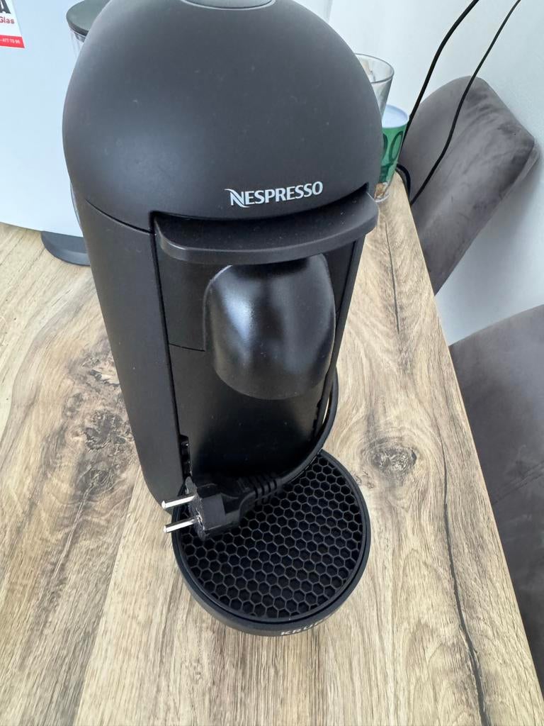 Nespresso Vertuo - Gebruikt, werkend met sensor defect, Gebruikt, Koffiemachine, Ophalen of Verzenden, 1 kopje
