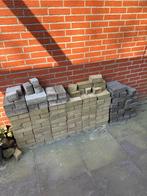 Gratis klinkers geel en grijs, Tuin en Terras, Tegels en Klinkers, Ophalen, Gebruikt, Beton, Klinkers