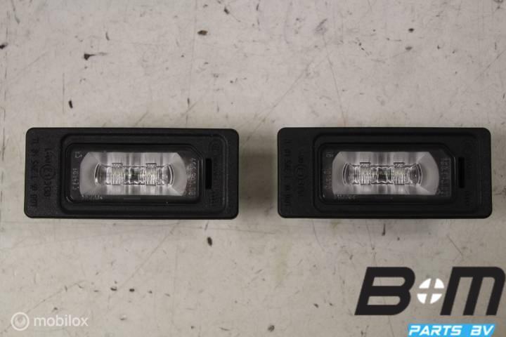 Kentekenplaat verlichting LED Audi A1 vanaf 2015 4G0943021, Gebruikt