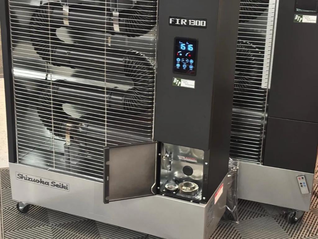 Climameister Val6 heater buizenkachel kachel werkplaatskache, Gebruikt