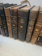 Zeer oude en antieke boeken met leren band 5 euro p/st, Ophalen of Verzenden