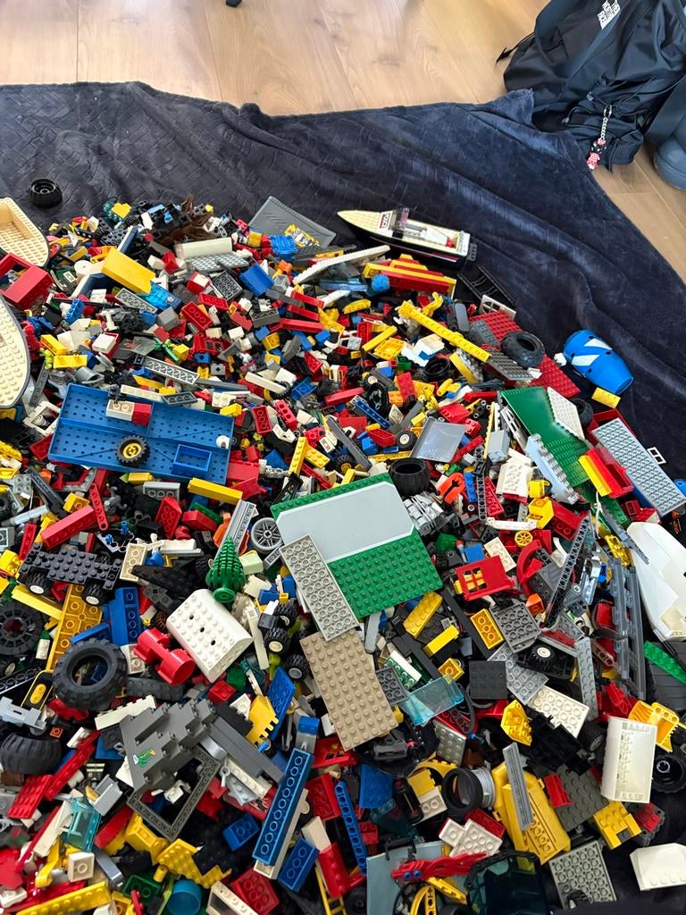 18 kilo LEGO met veel verschillende onderdelen en boekjes, Ophalen, Gebruikt, Lego, Losse stenen