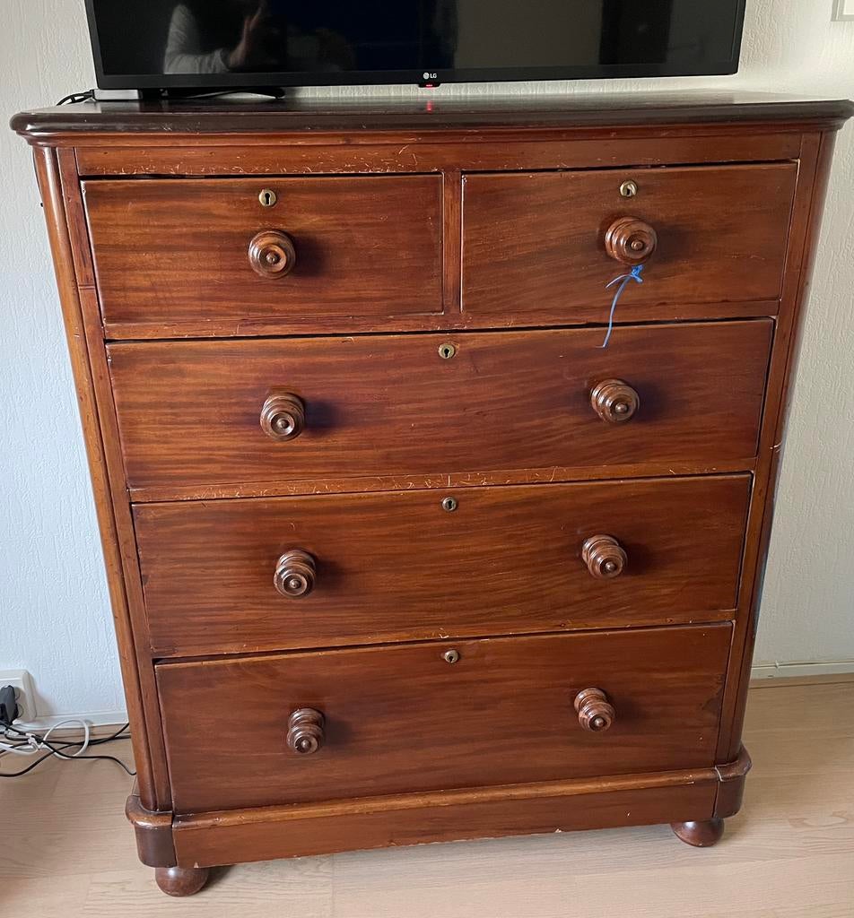 Engelse chest of drawers of commode, Huis en Inrichting, Kasten | Ladekasten, Ophalen, 5 laden of meer, Engels oud /antiek., 50 tot 100 cm