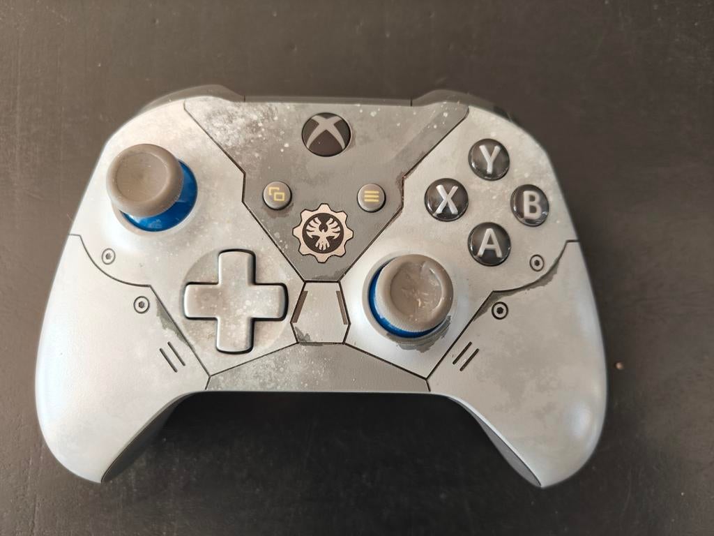 Gears 5 Kait Diaz limited edition controller, Spelcomputers en Games, Spelcomputers | Xbox | Accessoires, Zo goed als nieuw, Xbox One