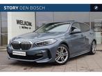 BMW 1 Serie 118i Executive M Sport Automaat / Panoramadak /, Gebruikt, Met garantie (alle), Bedrijf, 3 cilinders