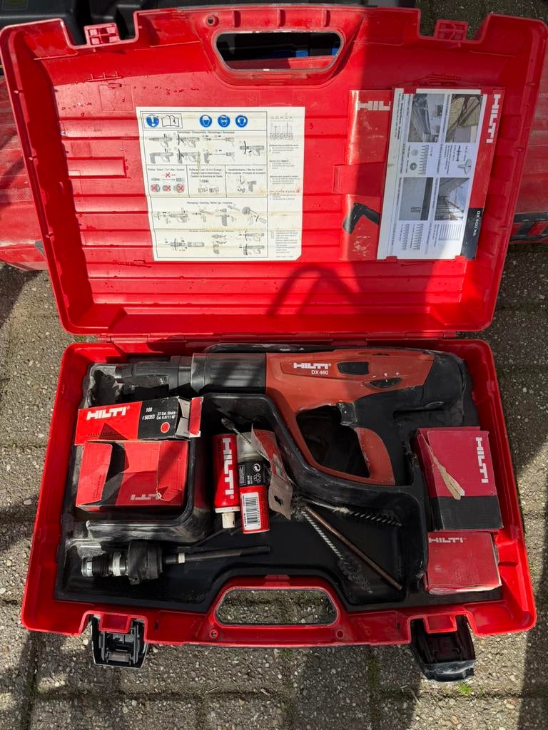 Hilti DX 460 + grote partij Hilti spijkers, Ophalen, Gebruikt, Minder dan 50 mm, Spijkers