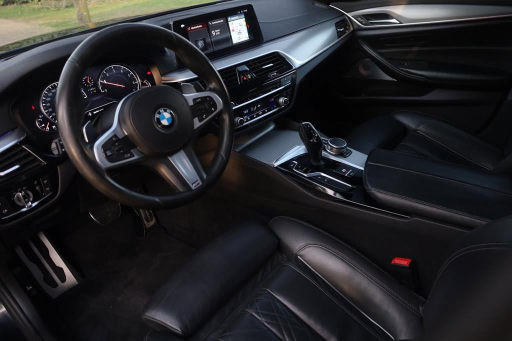 BMW 5-serie 540i xDrive High Executive Aut.| M-pakket | Bowe, Automaat, Gebruikt, 2000 kg, Bedrijf
