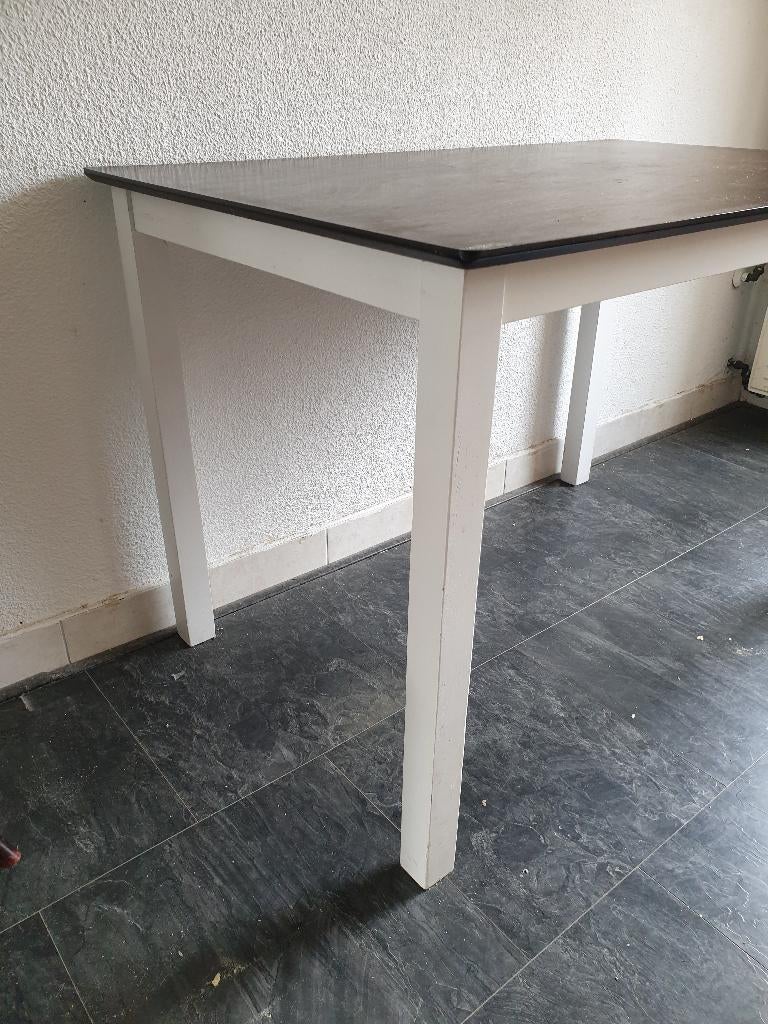 Tafeltje, Huis en Inrichting, Tafels | Bijzettafels, Minder dan 55 cm, Rond, Zo goed als nieuw, Ophalen