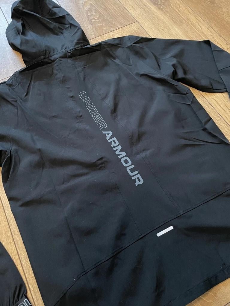 Under Armour Trainingspak Maat S, Verzenden, Zo goed als nieuw, Zwart