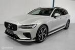 Volvo V60 2.0 T6 Twin Engine AWD R-Design PANO / TREKHAAK, Auto's, Automaat, Gebruikt, 4 cilinders, Vierwielaandrijving