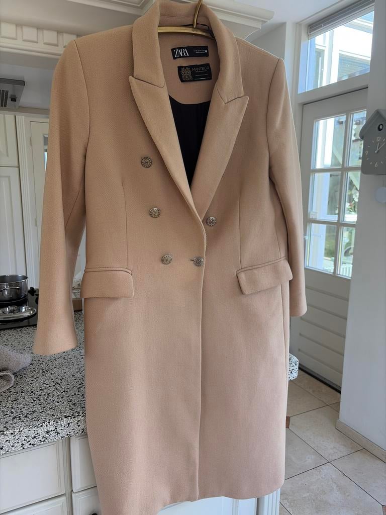 Zara Manteco Beige Lange Jas met Dubbele Rij Knopen, Kleding | Dames, Jassen | Winter, Ophalen of Verzenden, Zo goed als nieuw