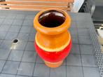 West Germany vaas 40 cm groot rood vintage, Huis en Inrichting, Woonaccessoires | Vazen, Ophalen, Aardewerk of Porselein, Zo goed als nieuw