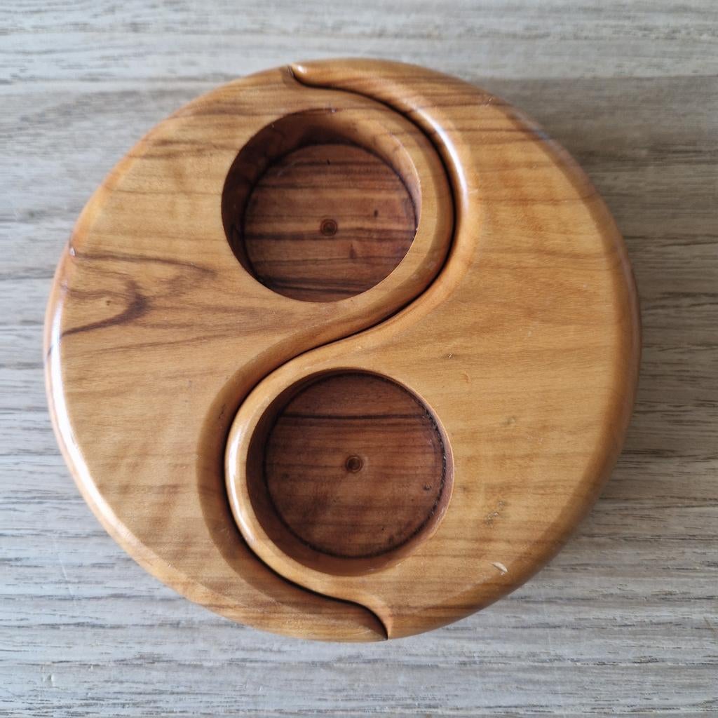Vintage olijfhout yin yang kaarshouder hout, Ophalen of Verzenden, Zo goed als nieuw, Hout, Minder dan 25 cm