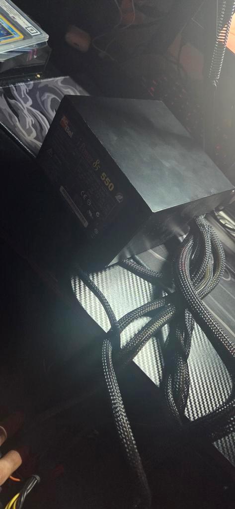 550W PC Voeding (PSU) - Computer Voeding, Computers en Software, Interne voedingen, Gebruikt, Ophalen of Verzenden