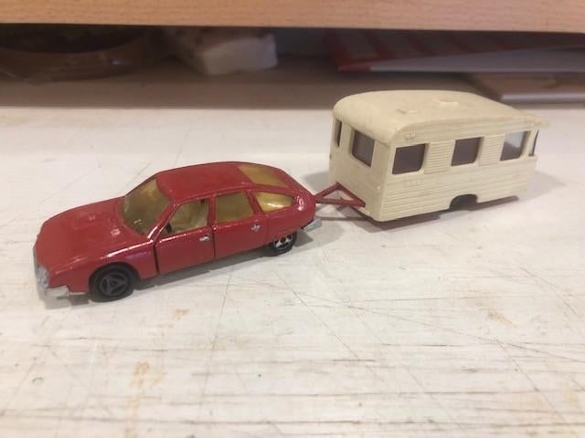 1:64 Citroen CX Met oude Caravan Majorette, Ophalen of Verzenden, Gebruikt, Auto