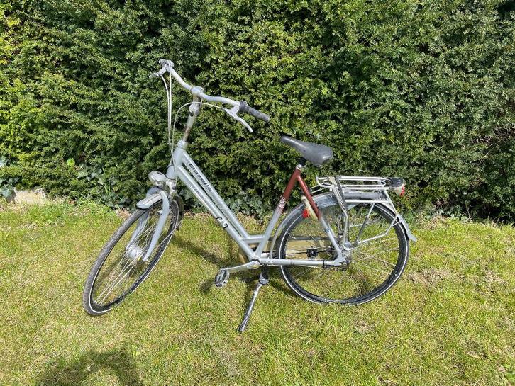Fiets damesfiets fietsen stationfiets, Fietsen en Brommers, Fietsen | Dames | Damesfietsen, Gebruikt, Overige merken, (Extra) lage instap