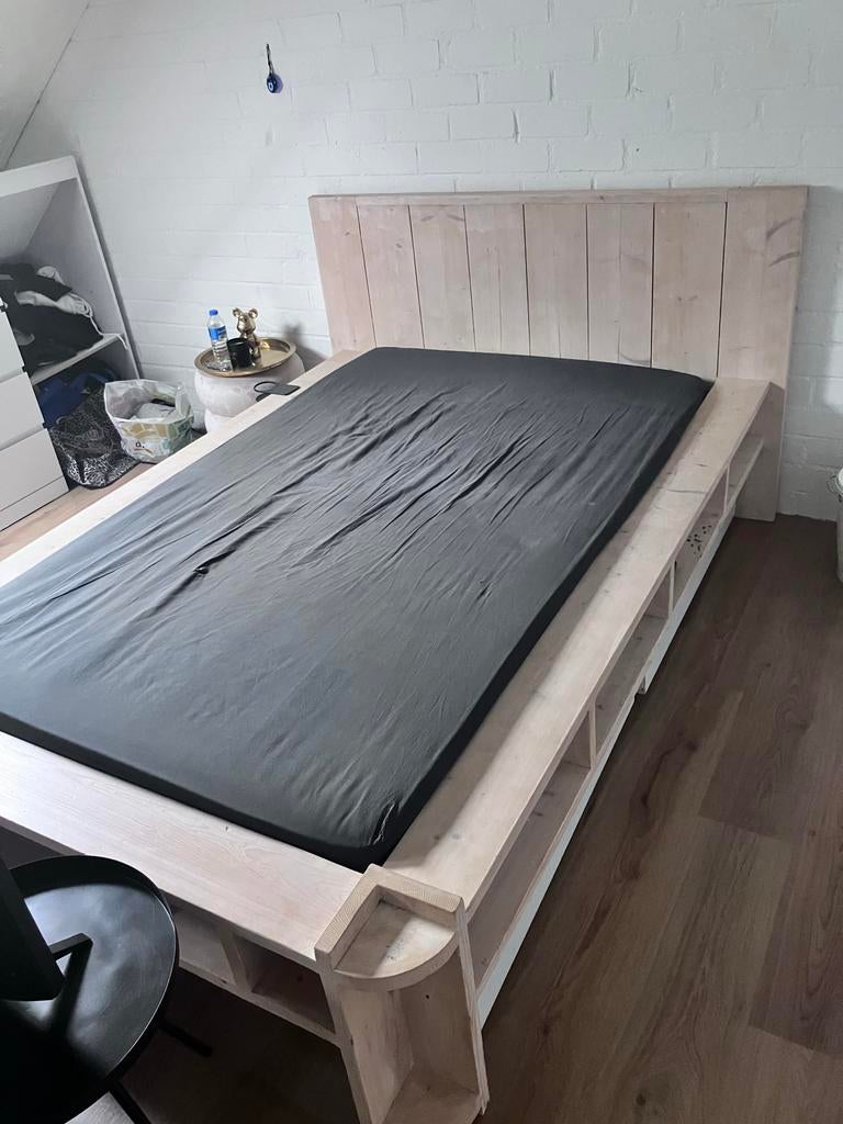 Vurenhouten bed 120x200 met 4 verrijdbare lades, Huis en Inrichting, Slaapkamer | Bedden, Ophalen, Gebruikt, Overige kleuren, Twijfelaar