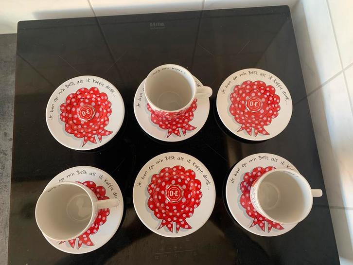 Blond amsterdam douwe egberts  kopjes en schoteltjes, Huis en Inrichting, Keuken | Servies, Zo goed als nieuw, Kop(pen) en/of Schotel(s)
