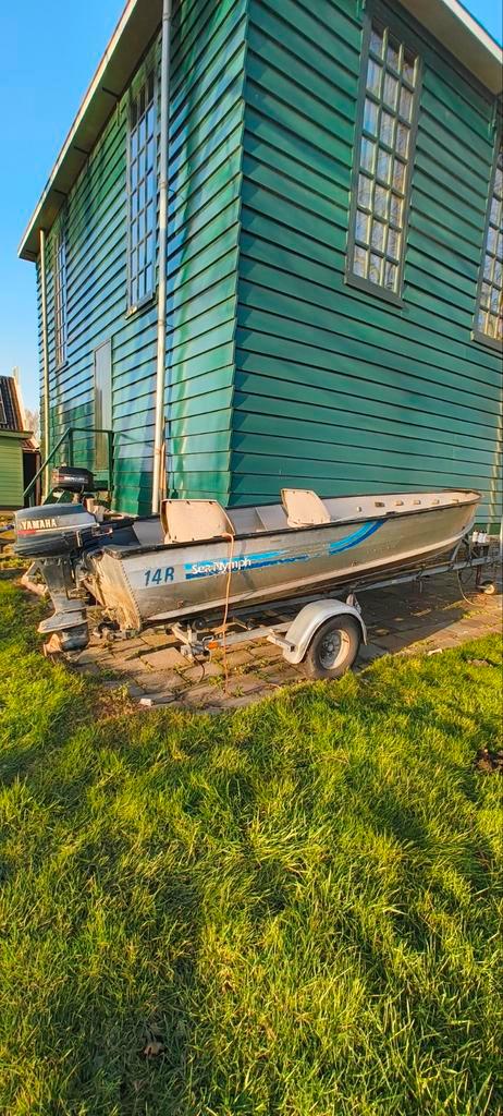 15 pk boot met trailer, Watersport en Boten, Vis- en Consoleboten, 10 tot 30 pk, 3 tot 6 meter, Benzine, Buitenboordmotor, Ophalen