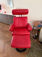 Stressless fauteuil met voetenbank - Rood leer, Huis en Inrichting, Stoelen, Gebruikt, Verzenden, Leer, Eén