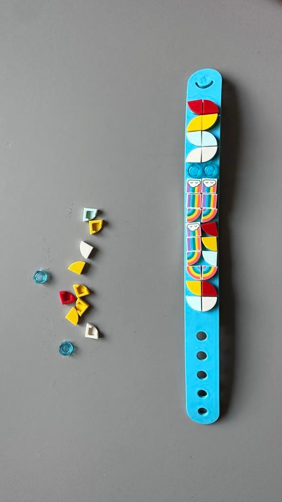 Lego Dots Armband met Regenboog Tegels, Ophalen, Zo goed als nieuw, Blauw, Kunststof of Plastic