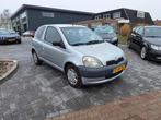 Toyota Yaris 1.0-16V VVT-i Terra / APK september 2025, Voorwielaandrijving, Gebruikt, 4 cilinders, 400 kg