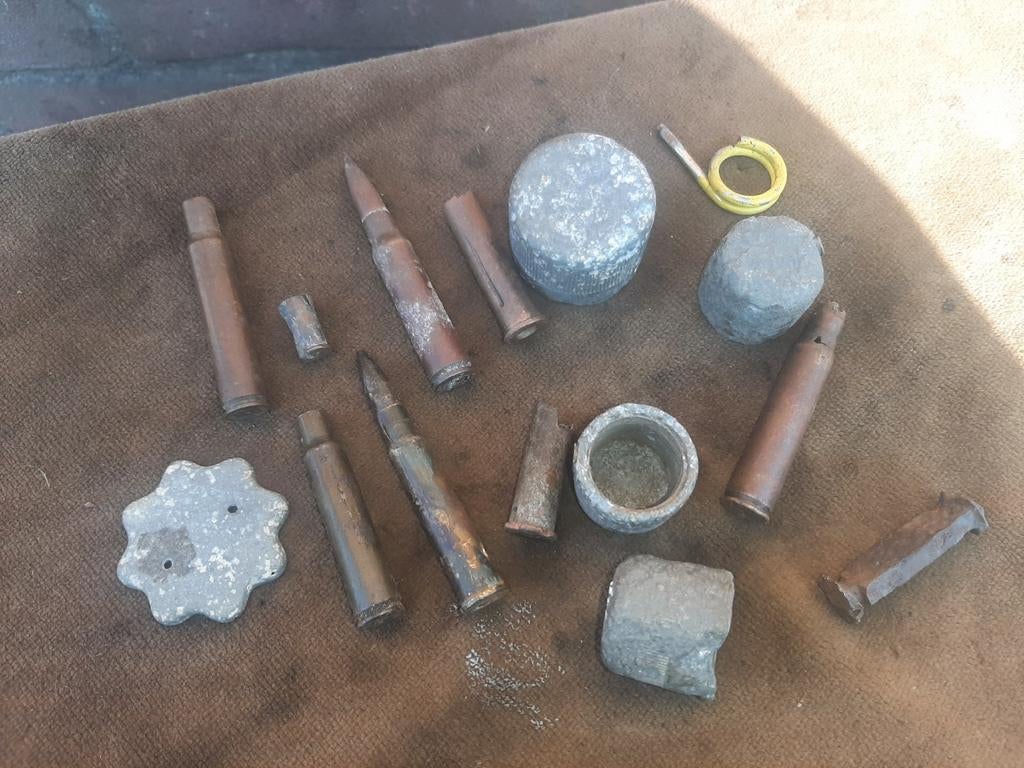 Bodemvondsten, Ophalen of Verzenden, Overige soorten, Overige gebieden, Hulzen of Bodemvondsten