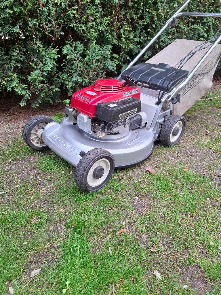 Honda HR214 grasmaaier met aandrijving, Tuin en Terras, Ophalen, Cirkelmaaier, Honda, Versnellingen
