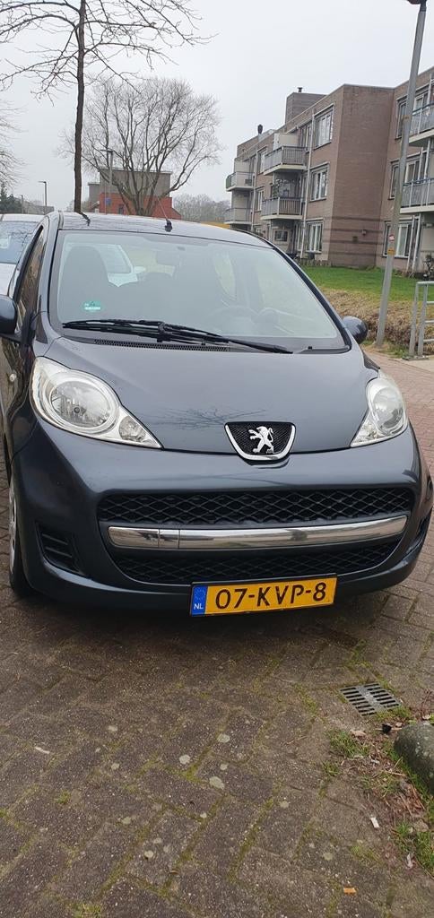 Peugeot 107 1.0 12V 5DR 2010 Grijs, Voorwielaandrijving, 4 stoelen, 68 pk, Origineel Nederlands