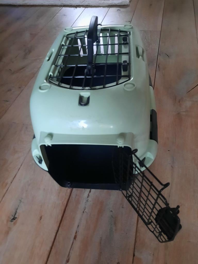 Reis box zo goed als nieuw., Dieren en Toebehoren, Dierenvoeding, Ophalen