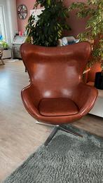 2 bruine stoelen - kattenkrab schade, Ophalen, Gebruikt, Minder dan 75 cm, 50 tot 75 cm