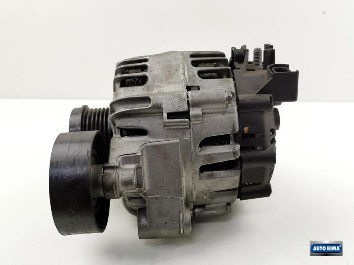 Dynamo van een Volvo V40, Auto-onderdelen, Motor en Toebehoren, Volvo, Gebruikt, 3 maanden garantie, Ophalen of Verzenden