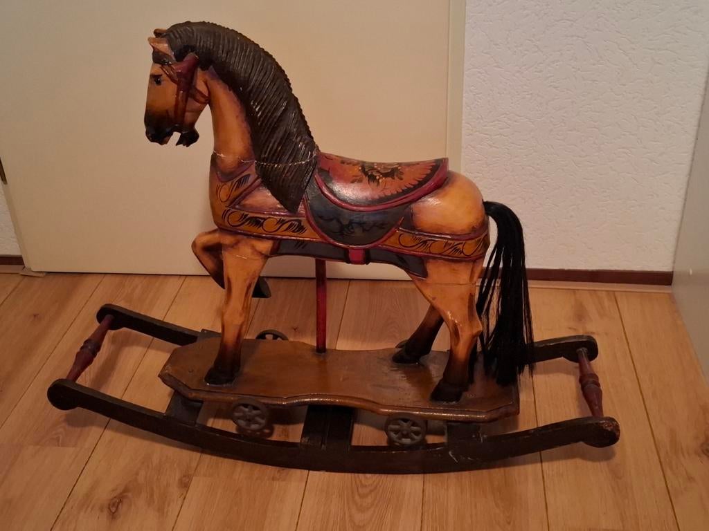Hobbelpaard van hout koop, Antiek en Kunst, Antiek | Speelgoed, Ophalen of Verzenden