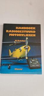 Handboek Radiobestuurd Motorvliegen - N. Butcher kluwer, Overige merken, Auto, 1:32 tot 1:50, Ophalen of Verzenden