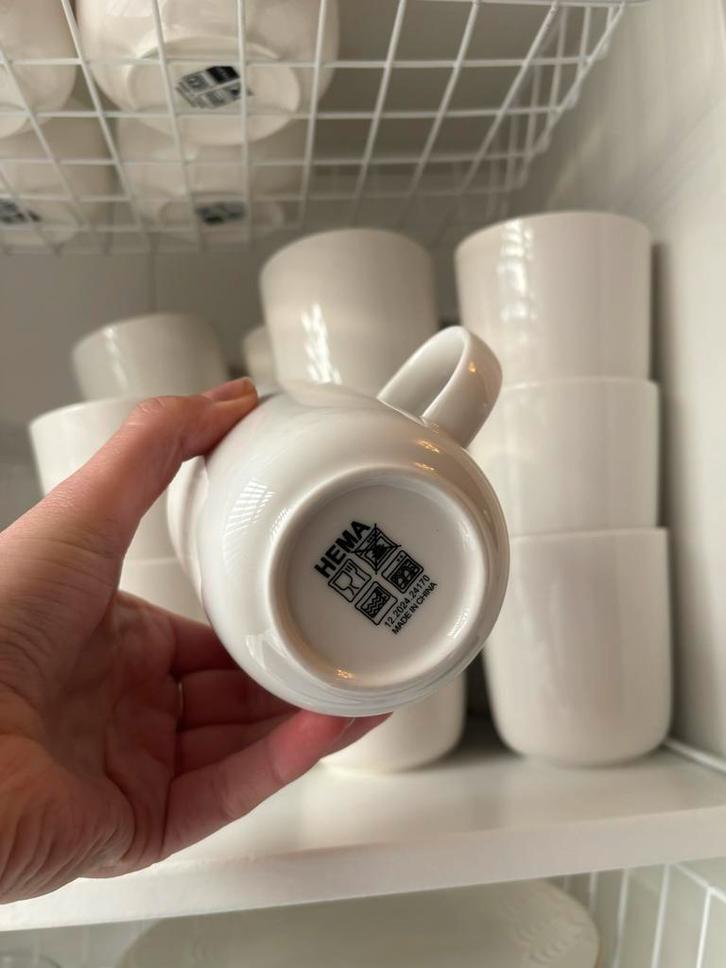 18 HEMA mokken wit - koffie, cappuccino of thee, Huis en Inrichting, Keuken | Servies, Zo goed als nieuw, Kop(pen) en/of Schotel(s)