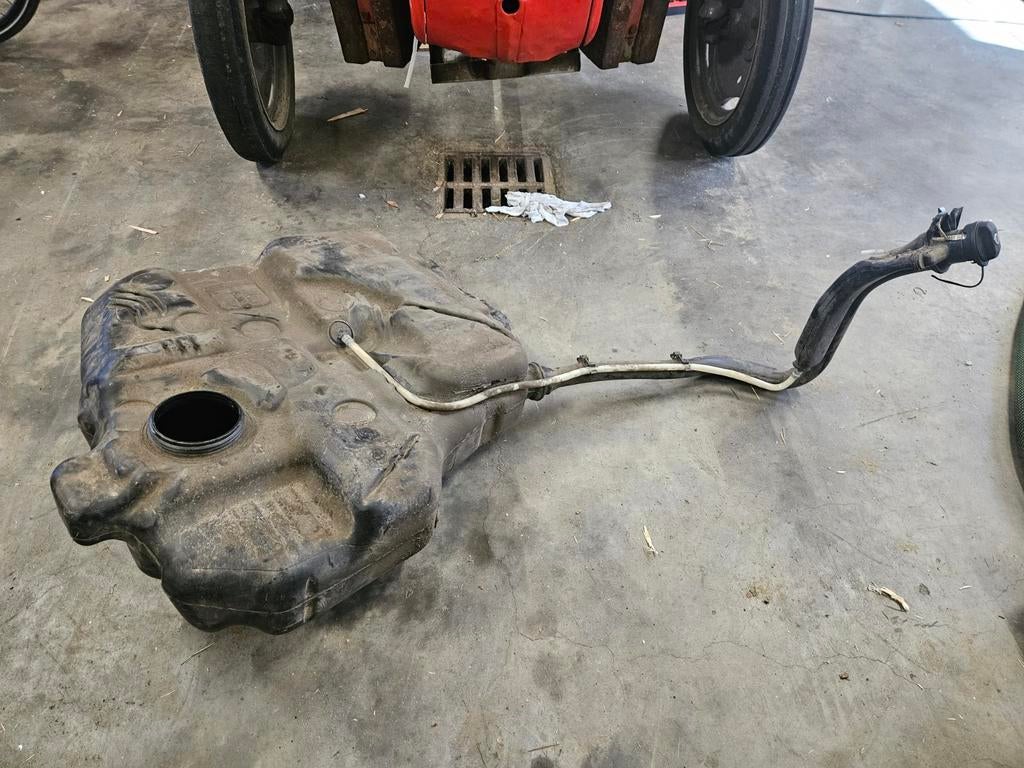 Volkswagen caddy 2017 2.0 Diesel tank, Auto-onderdelen, Ophalen, Volkswagen