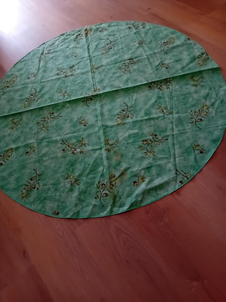 Tafel kleed dun  rond kleed nieuw maat 150 x 150, Nieuw, Ophalen of Verzenden, Rechthoekig, 100 tot 150 cm