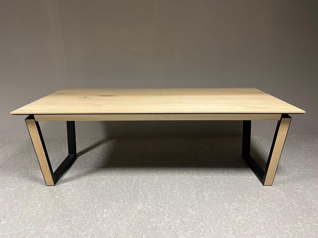 Livada 220cm uitschuiftafel van Henders en Hazel, Ophalen of Verzenden, Nieuw, Bureau