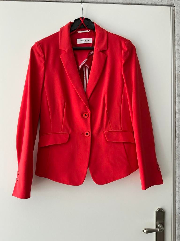 Colbert, Gerry Weber, maat 38, Kleding | Dames, Ophalen of Verzenden, Zo goed als nieuw, Maat 38/40 (M), Rood